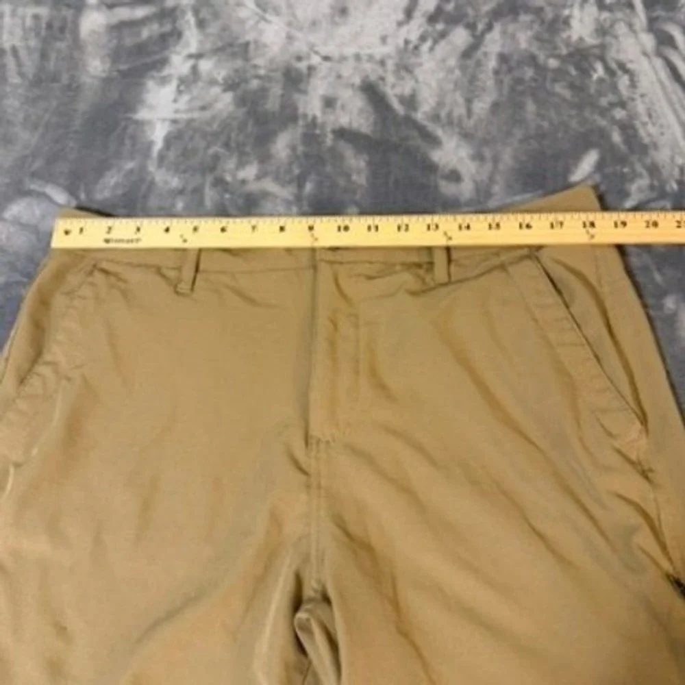 Gerry Performance Stretch Chino Flat Front Shorts Mens 36 Tan Side Zip Pocket